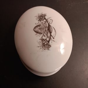 GORGEOUS Mary Carol Porcelain 6" Oval Trinket Holder.